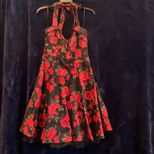 Pin up swing dress black with red roses